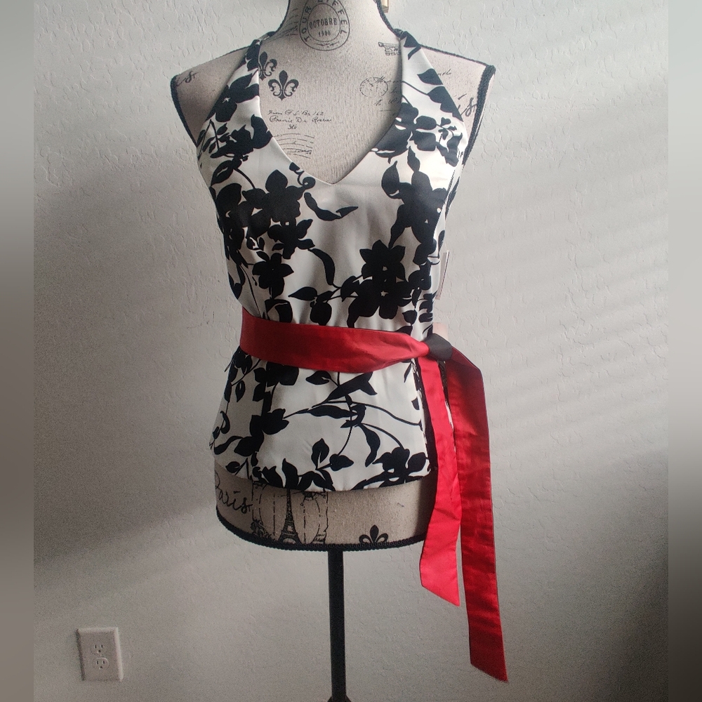 🆕 Xscape by Joanna Chen white & black floral Boho halter top removable sash_6